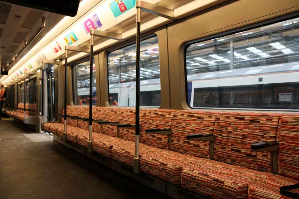 elizabeth line train 3