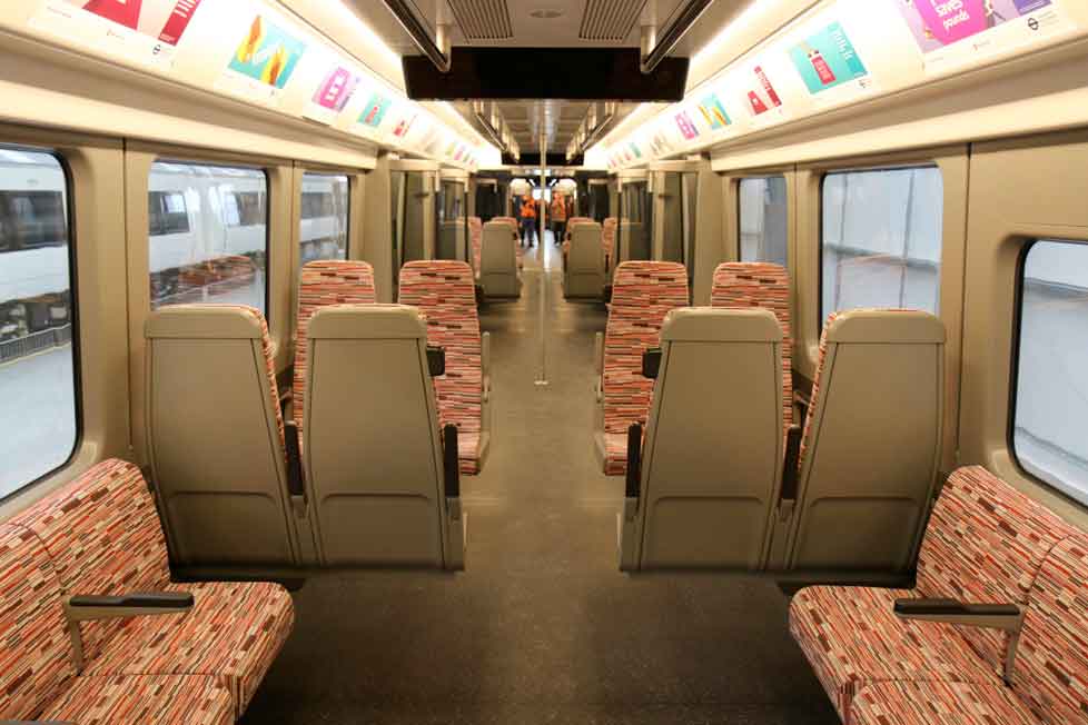 elizabeth line train 2