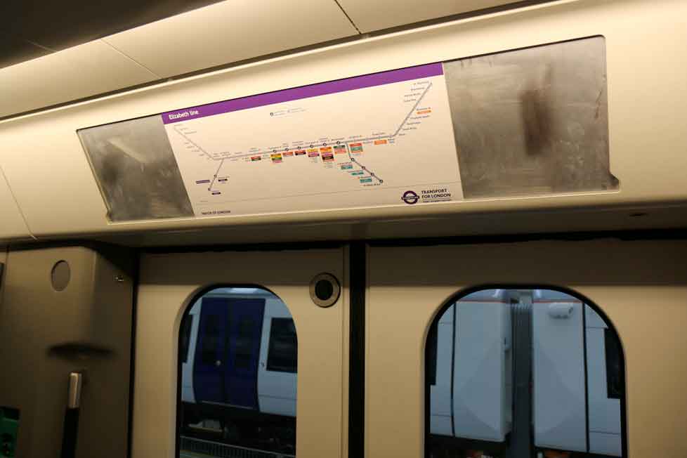 elizabeth line train 1